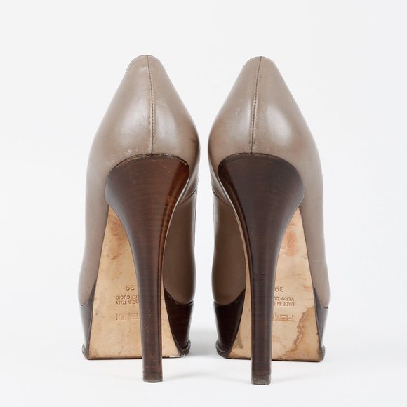 Fendi Fendista Taupe Leather Pumps - Picture 3 of 10
